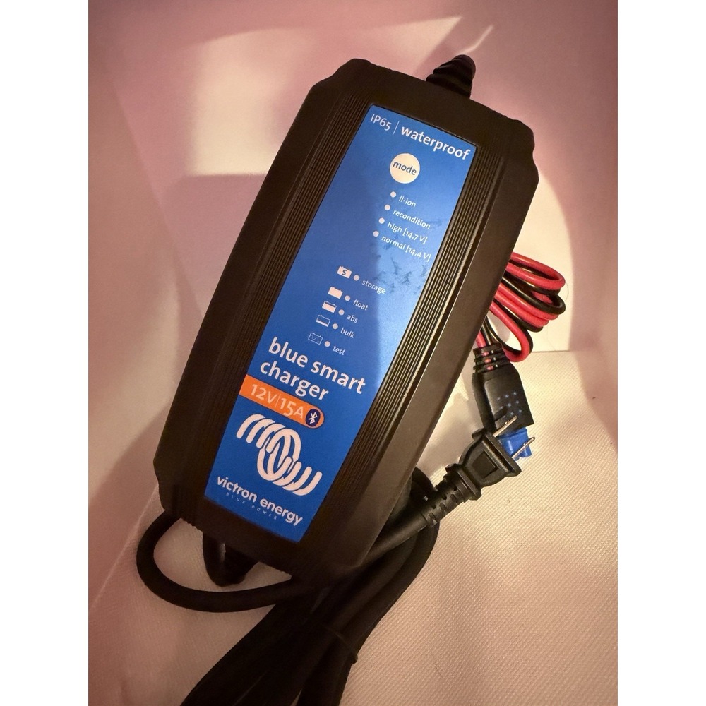 Victron Energy BPC121531104R Blue Smart IP65 12-Volt 15 amp Battery Charger K-1